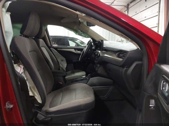 2020 FORD ESCAPE SE 5
