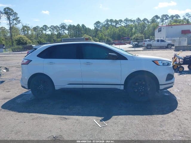 2022 FORD EDGE SE 13