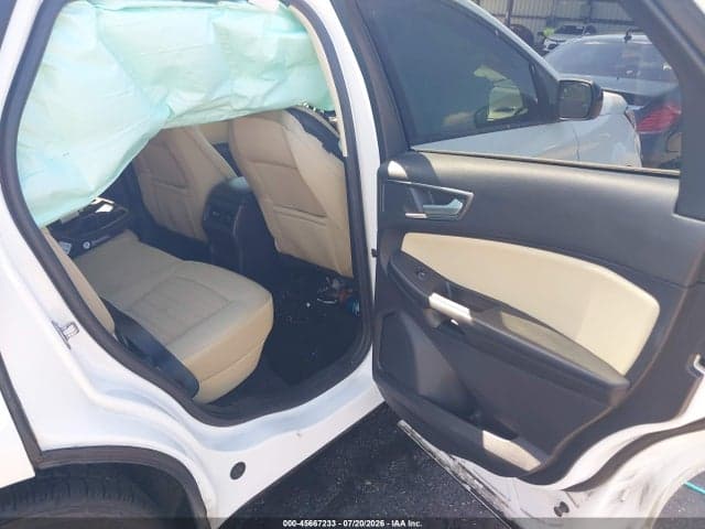 2022 FORD EDGE SE 8