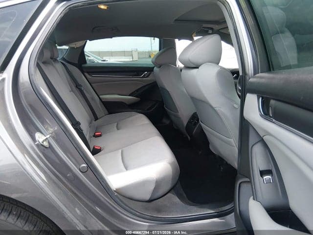 2019 HONDA ACCORD EX 8