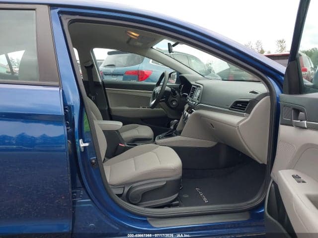2019 HYUNDAI ELANTRA SE 5