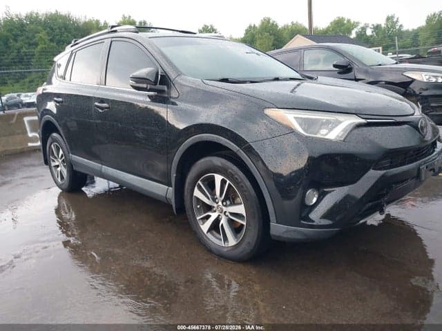 2018 TOYOTA RAV4 XLE 1