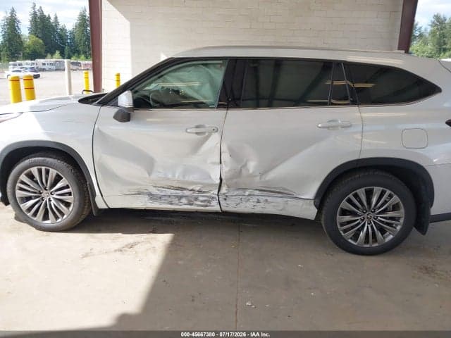 2022 TOYOTA HIGHLANDER PLATINUM 6