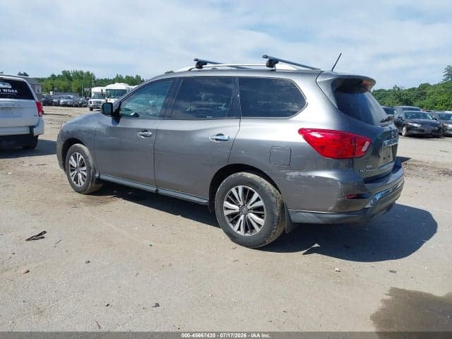 2017 NISSAN PATHFINDER S 3