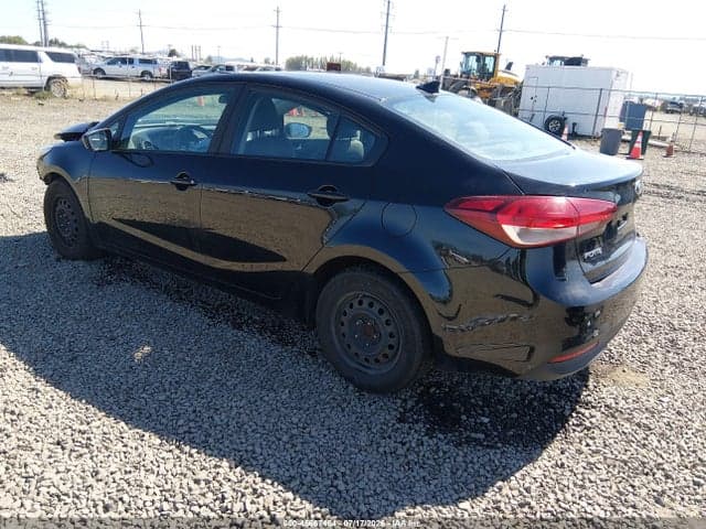 2017 KIA FORTE LX 3