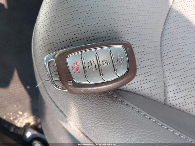 2018 HYUNDAI ELANTRA LIMITED 11