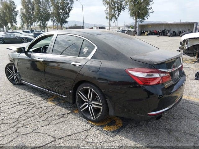 2017 HONDA ACCORD SPORT SE 3