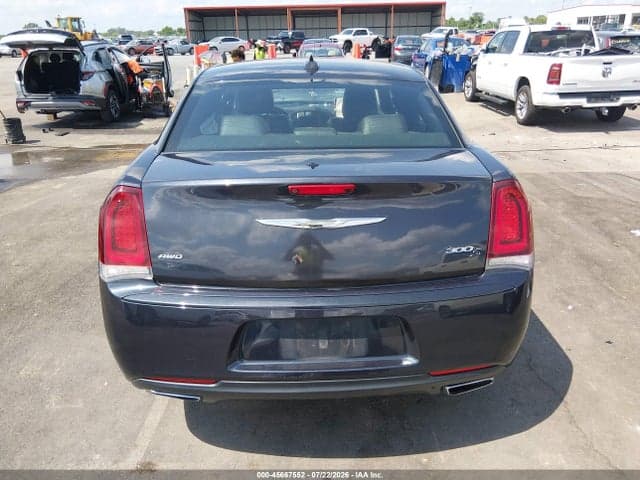 2018 CHRYSLER 300 300S AWD 15