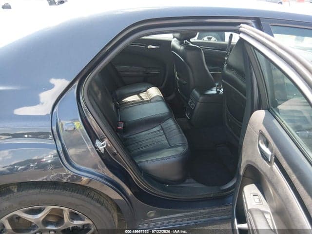 2018 CHRYSLER 300 300S AWD 8