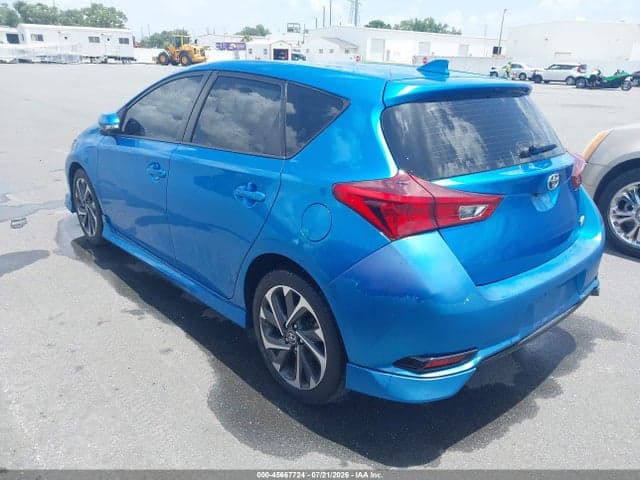 2017 TOYOTA COROLLA IM 3