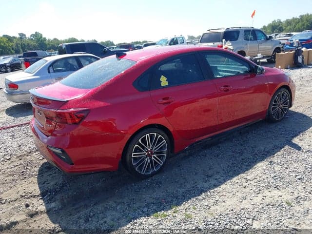 2021 KIA FORTE GT 4