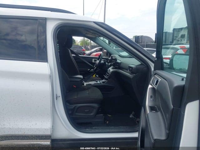 2024 FORD EXPLORER XLT 5