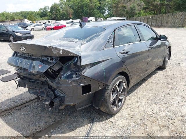 2021 HYUNDAI ELANTRA SEL 4