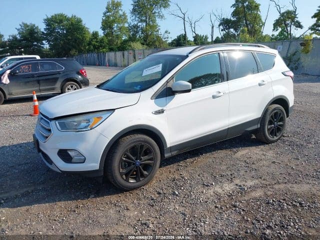 2018 FORD ESCAPE SE 2