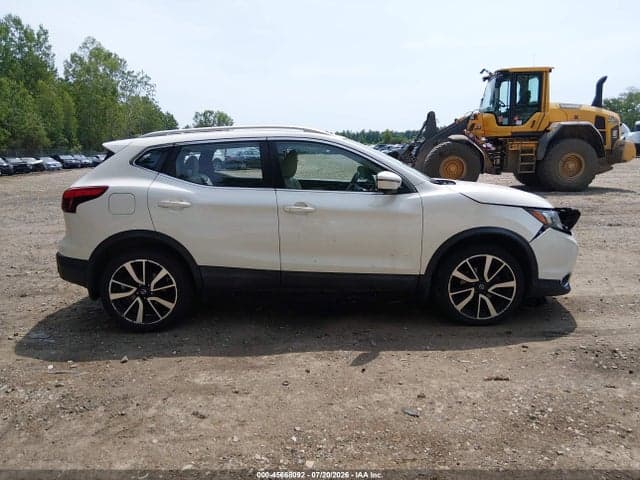 2019 NISSAN ROGUE SPORT SL 13