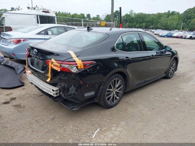 2021 TOYOTA CAMRY XLE HYBRID 4