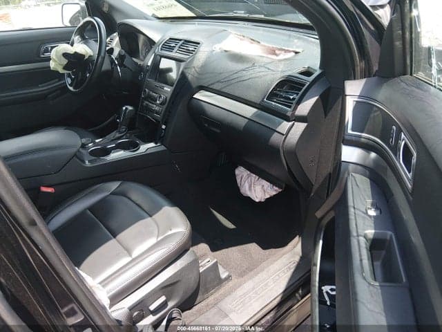 2019 FORD EXPLORER XLT 2