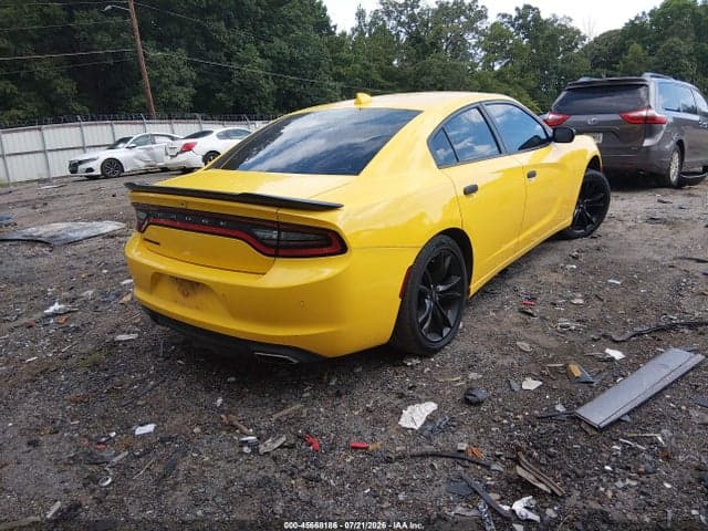 2017 DODGE CHARGER SXT RWD 4