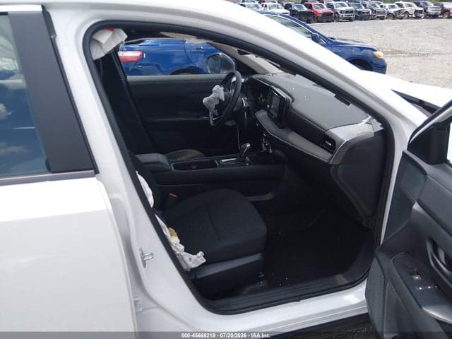 2025 NISSAN KICKS S INTELLIGENT AWD 5