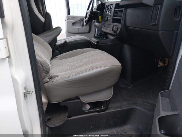 2018 CHEVROLET EXPRESS 2500 LS 5