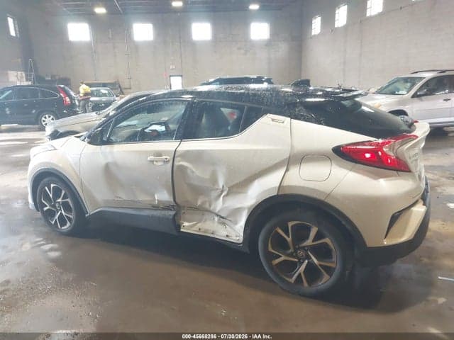 2019 TOYOTA C-HR LIMITED 14
