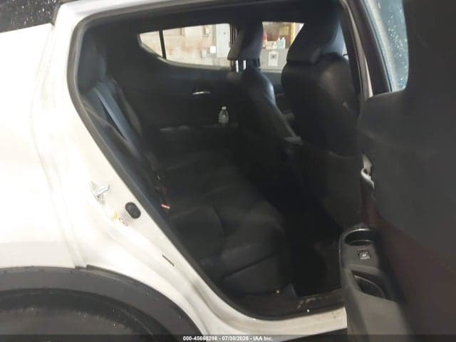 2019 TOYOTA C-HR LIMITED 8