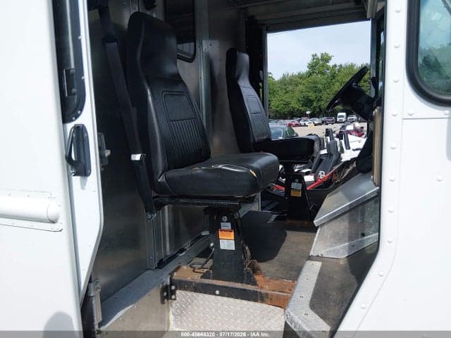 2017 FORD E-350 STRIPPED 5