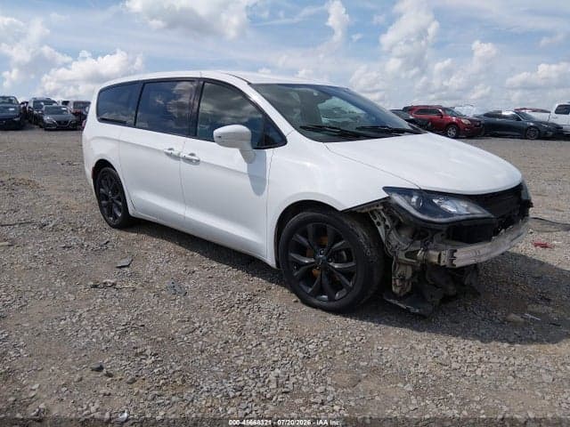 2018 CHRYSLER PACIFICA TOURING PLUS 1