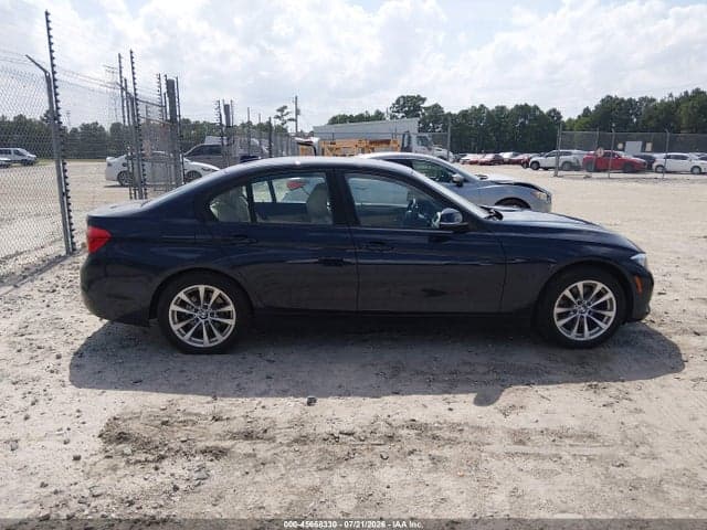 2017 BMW 320I 13