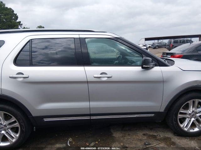 2017 FORD EXPLORER XLT 13