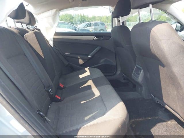 2020 VOLKSWAGEN PASSAT 2.0T S 8
