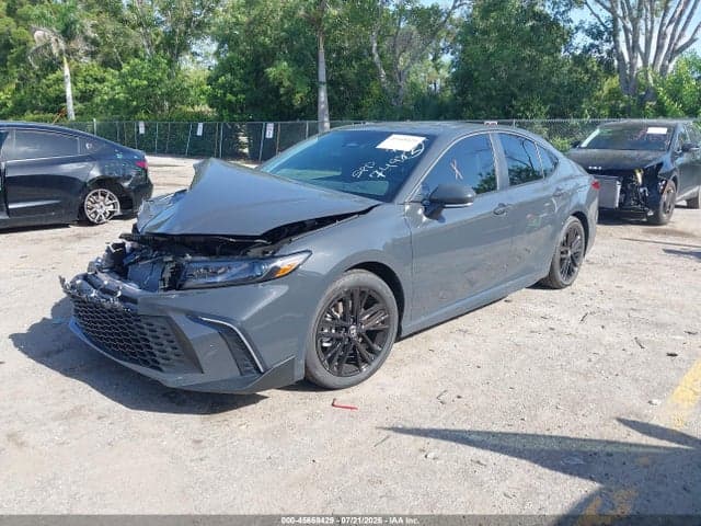 2026 TOYOTA CAMRY SE 2