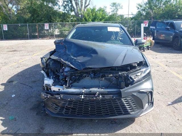 2026 TOYOTA CAMRY SE 6