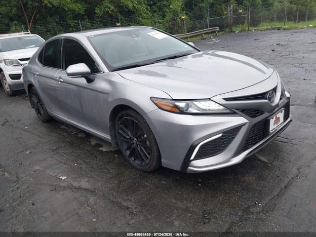 2024 TOYOTA CAMRY XSE - 1