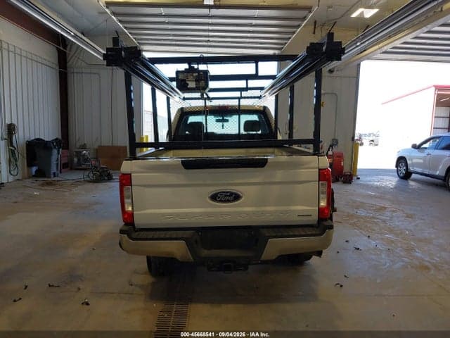 2019 FORD F-250 XL 17