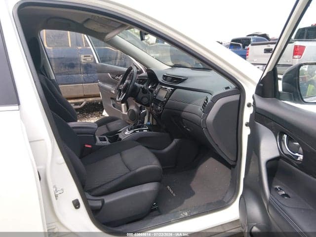 2017 NISSAN ROGUE SV 5