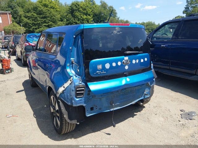 2017 KIA SOUL + 6