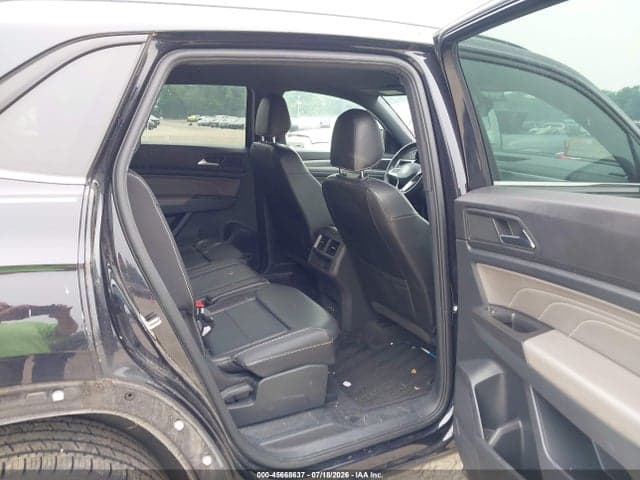 2022 VOLKSWAGEN ATLAS CROSS SPORT 3.6L V6 SE W/TECHNOLOGY 8
