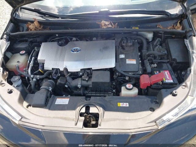 2017 TOYOTA PRIUS THREE 10