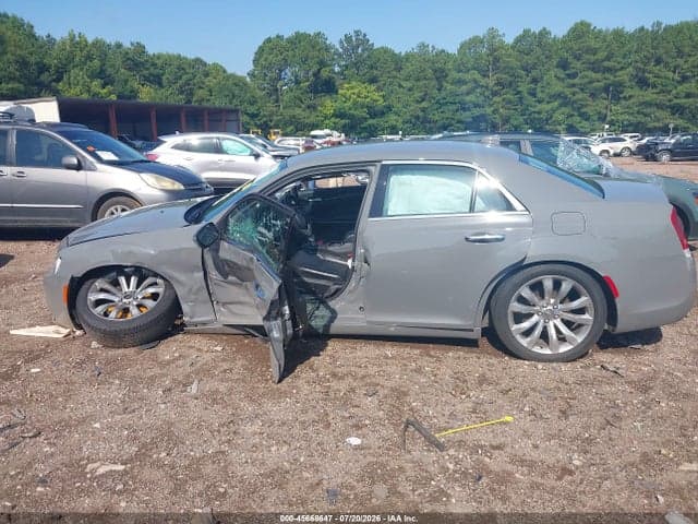 2019 CHRYSLER 300 LIMITED 15