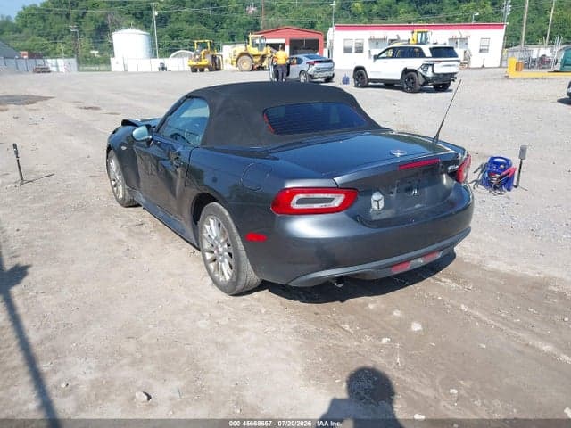2017 FIAT 124 SPIDER CLASSICA 3