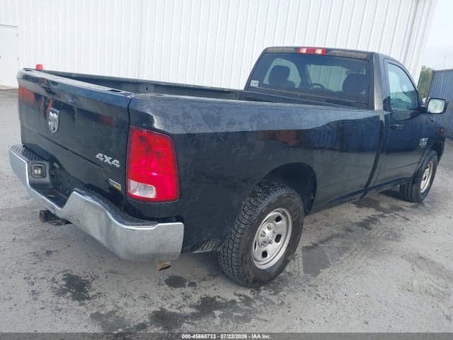 2019 RAM 1500 CLASSIC 4