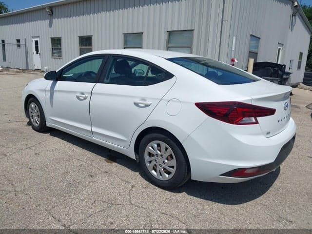 2020 HYUNDAI ELANTRA SE 3