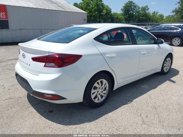 2020 HYUNDAI ELANTRA SE 4