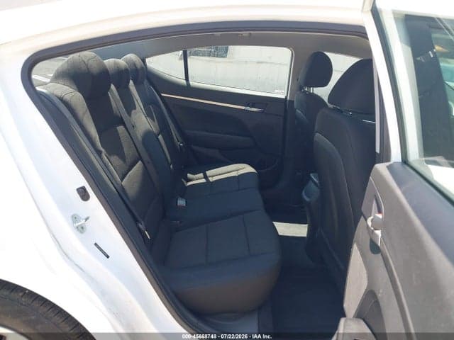 2020 HYUNDAI ELANTRA SE 8