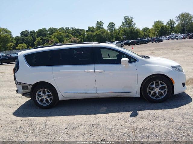2017 CHRYSLER PACIFICA TOURING-L 14