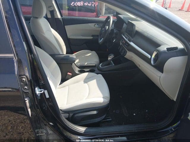 2023 KIA FORTE LXS 5