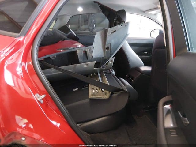 2019 JAGUAR E-PACE S 8