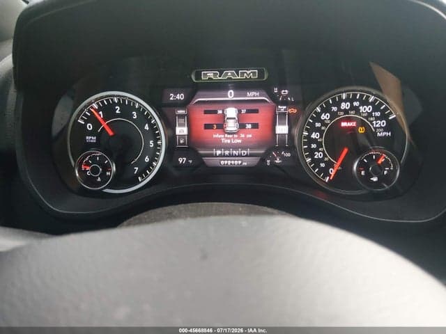 2020 RAM 1500 BIG HORN 4X2 5'7 BOX 7