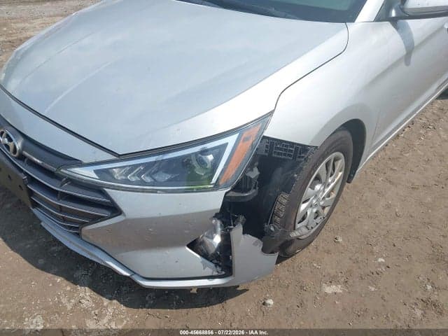 2019 HYUNDAI ELANTRA SE 6